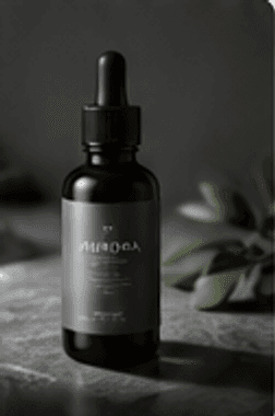 Serum bottle product photo